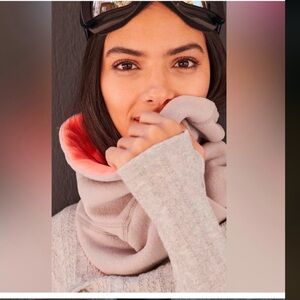 FREE PEOPLE MOVEMENT NO CHILL FLEECE PULLOVER NECK WARMER NIP GRAY ORANGE